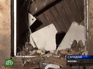 Спасатели извлекли из-под завалов дома в Москве, обрушившегося 3 марта по адресу: переулок Каменная слобода, дом 6/2 тело одного погибшего