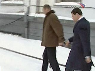 Отстраненный от должности мэр Владивостока Владимир Николаев, задержанный в Москве в минувший вторник, перевезен во Владивосток