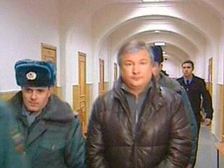 Басманный суд продлил до 25 мая срок содержания под стражей Игоря Изместьева