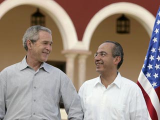 Буш пообещал решить все проблемы с Мексикой и наконец "протолкнуть" через Конгресс законы о мигрантах