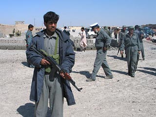 В Афганистане военнослужащие НАТО застрелили пятерых полицейских, еще шестеро пропали