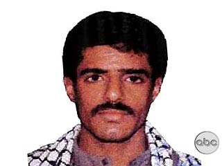 Узник спецтюрьмы на базе ВМС США в Гуантанамо на Кубе Валид Мухаммад бен Атташ признал, что именно он организовал атаку на американский эсминец Cole в порту Адена 12 октября 2000 года