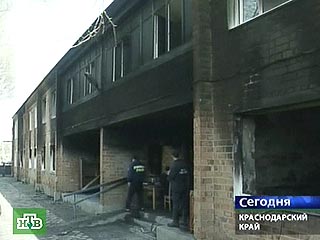 МЧС России не исключает версию поджога дома престарелых на Кубани