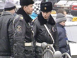 Милиция берет под контроль подъезды к Киеву