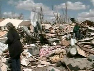 Через США пронеслись несколько десятков торнадо: четверо погибших