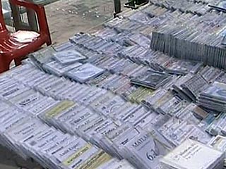 В России теперь нельзя торговать компакт-дисками в палатках и уличных лотках
