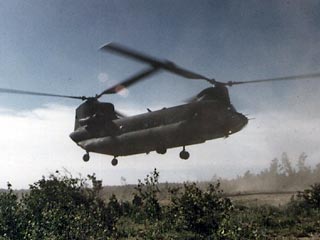 Четыре человека погибли на юге Японии в результате крушения военного транспортного вертолета CH-47 Chinook сухопутных сил самообороны