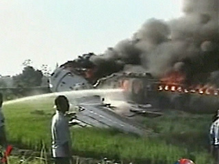 Следствие считает ошибку пилотов наиболее вероятной причиной произошедшей 7 марта катастрофы Boeing-737-400 индонезийской авиакомпании Garuda, в результате которой погибли 22 человека