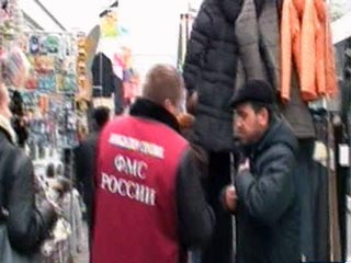 На Москворецком рынке Москвы задержаны четыре иностранца