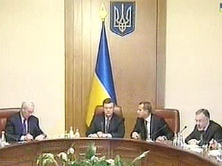 Министерство юстиции считает необходимым предложить президенту отменить указ от 2 апреля "О досрочном прекращении полномочий Верховной рады Украины" как таковой