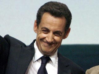 Фаворит президентской гонки во Франции Николя Саркози объяснил педофилию генетикой
