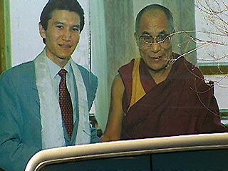 Элисте удается удивительным образом сочетать коммерческие отношения с китайскими властями и религиозно-политические проекты с Далай-ламой &#8211; противником сегодняшнего Пекина