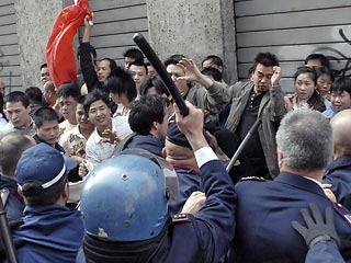 Столкновения между выходцами из Китая и полицией произошли в Милане