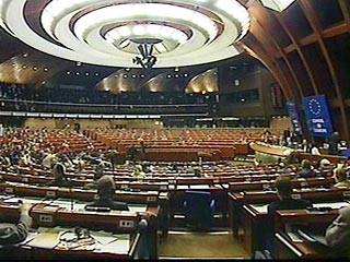 ПАСЕ приняла резолюцию по Украине, призвав отказаться от борьбы за выгоду и начать институционную реформу