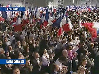 Во Франции в пятницу завершается кампания перед первым туром выборов президента страны, который пройдет в воскресенье.