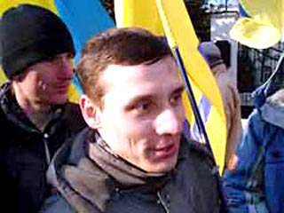 Аналогичную акцию активисты "Студенческого братства" провели на выходных в Феодосии