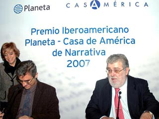 В Латинской Америке вручена общеконтинентальная премия для испаноязычных писателей