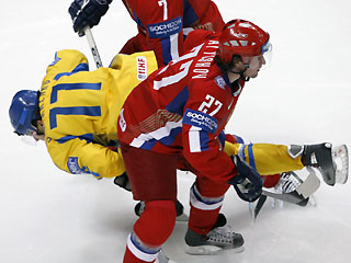 Российские хоккеисты выиграли на ЧМ второй матч