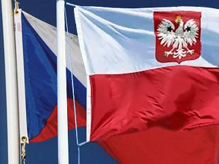 Польша и Чехия увеличивают ставки в переговорах с американцами, требуя в обмен на размещение элементов системы ПРО предоставить им ракеты для защиты от России, а также дать юридические гарантии и гарантии безопасности