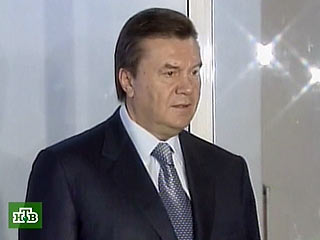 Премьер Янукович, спикер Мороз и коммунист Симоненко просят международное сообщество вмешаться в ситуацию на Украине