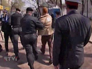 В Москве милиция разогнала "Конопляный марш" - есть задержанные и избитые