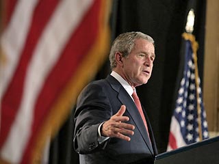 Рейтинг действующего президента США Джорджа Буша-младшего достиг рекордного минимума за новейшую историю страны