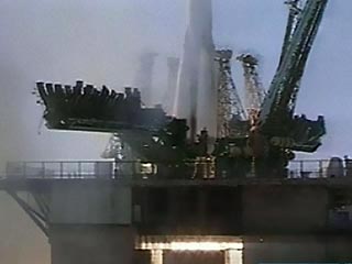 Запущенный с космодрома Байконур (Казахстан) грузовой космический корабль "Прогресс М-60" выведен на целевую орбиту