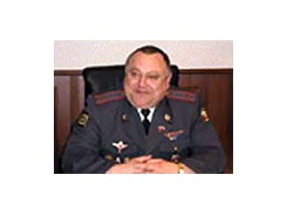 Начальник ГИБДД ГУВД Тюменской области полковник Валерий Смолин изобличен в превышении должностных полномочий - он продал коммерсанту пост ГАИ