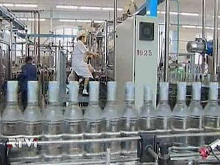 Россия с начала года увеличила производство водки и ликероводочных изделий на 42,9%