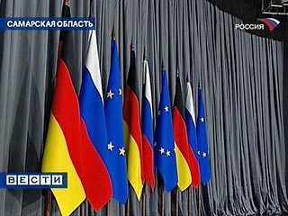 Лидеры России и Евросоюза на саммите 17-18 мая в Самаре не смогли найти нужный тон для обсуждения проблем в двухсторонних отношениях, считает глава представительства Еврокомиссии в Москве Марк Франко
