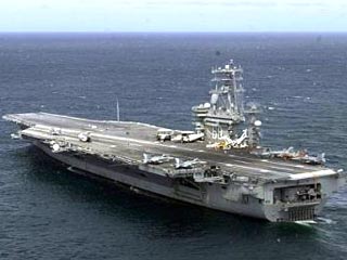 Эскадра ВМС США вошла в среду в воды Персидского залива, перейдя Ормузский пролив