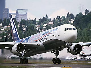 В Москве из-за технической неисправности совершил аварийную посадку самолет Boeing-767, выполнявший рейс Шереметьево - Нью-Йорк