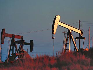 Нефть снова превысила отметку в 65 долларов