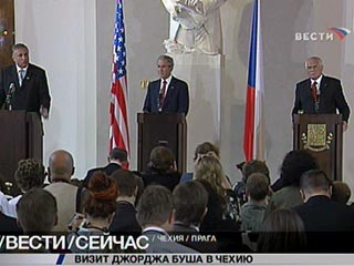 Президент США Джордж Буш призывает главу российского государства не бояться размещения элементов американской ПРО в Европе