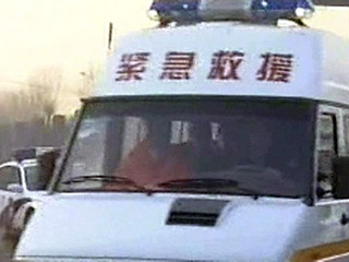 В Китае рухнул выставочный комплекс: десятки человек погребены под обломками