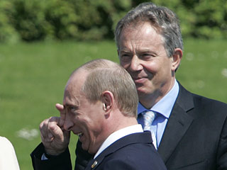 Хайлигендамме, где проходит саммит G8, началась двусторонняя встреча президента РФ Владимира Путина и премьер-министра Великобритании Тони Блэра