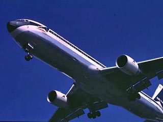 Над аэропортом "Внуково" утром в среду предотвращено столкновение самолетов Challenger-60 и Boeing-757. 