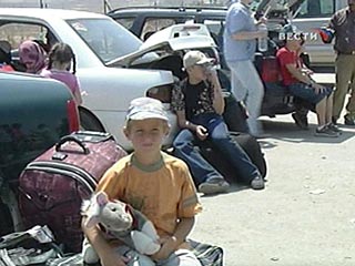 Накануне из сектора Газа выехали 73 россияна и 7 граждан Белоруссии, которые затем транзитом через Израиль направились в Иорданию. На ночевку их разместили в трех гостиницах Аммана