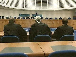Страсбургский суд осудил Россию по жалобе убитой в Чечне правозащитницы