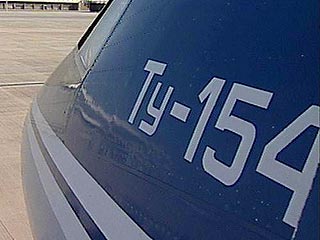 Самолет Ту-154 на одном двигателе совершил аварийную посадку в аэропорту Сургута