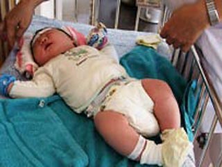 Иорданская женщина родила девочку весом в семь килограммов.