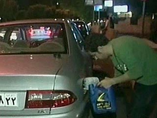 В Иране введение ограничений на продажу бензина спровоцировало массовые беспорядки и поджоги станций 