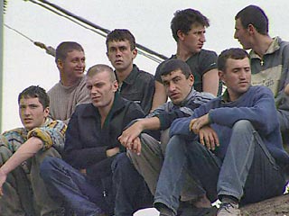 Федеральная миграционная служба готовит законопроект, который изменит порядок привлечения в Россию трудовых мигрантов.