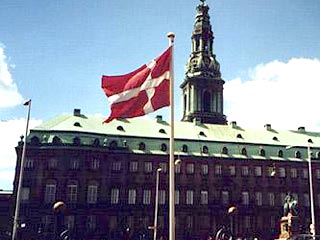 В сообщении датского министерства обороны говорится, что эти меры были предприняты из-за опасения за их безопасность