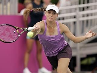 Чакветадзе выиграла турнир в Стэнфорде и обошла Шарапову в гонке WTA