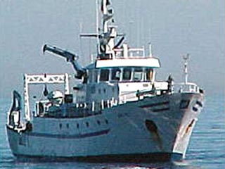 В результате происшедшего в пятницу столкновения двух судов у берегов Сицилии пропал без вести российский исследователь-океанолог Петр Микейчик