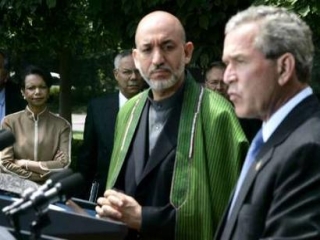 Президенты США и Афганистана Джордж Буш и Хамид Карзай проведут основной раунд двусторонних переговоров в Кэмп-Дэвиде