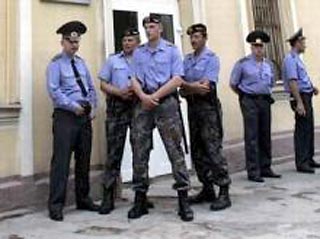 У белорусских милиционеров в скором времени появится новая форма. Об этом, как сообщает Телеграф, заявил министр внутренних дел страны Владимир Наумов
