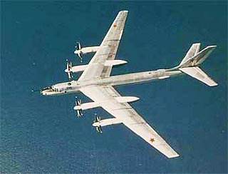 Истребители США не осуществляли перехват двух российских стратегических бомбардировщиков Ту-95МС, но вылетали навстречу российским машинам