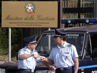 Полиция в Италии предотвратила крупнейшую незаконную сделку по поставкам российского оружия в Ирак